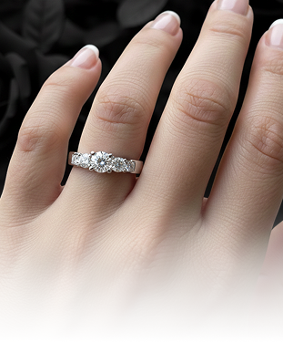 Diamond women’s  wedding ring